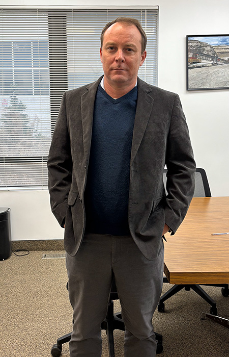 About Us Dean Glenn – Vice President, Assinck Limited